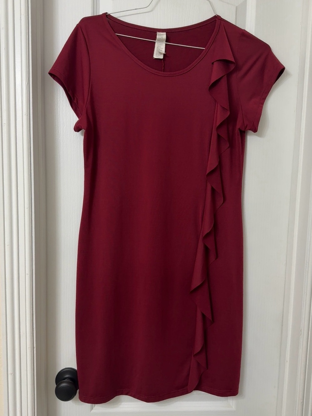 Wine red shift dress front ruffle trim short sleeves size L